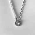 Collier en acier inoxydable argenté avec perles de riz et pendentif cercle cristal - Chaîne Trombone Fermoir Cercle Strass Argent (XNL0010-1)