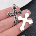 Ciondolo a croce argento vintage con motivo nero per creazione di gioielli fai da te - Croce Motivo Nuvola-23x30mm