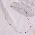 Squisita collana in acciaio al titanio dorato con sette pietre preziose colorate da donna - Collana d'oro con zirconi multicolore