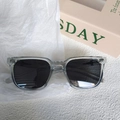 Kids' square frame sunglasses with transparent grey frame and dark polarized lenses - Smoke Gray