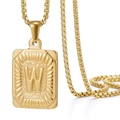 Collar de acero inoxidable chapado en oro de 18K con colgante rectangular letra W - Oro W