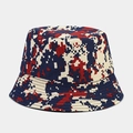 Détail du motif camouflage numérique pixelisé sur un chapeau bob en toile - Taille unique / Bleu marine
