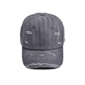 Dettaglio cappello baseball in cotone grigio scuro con effetto vintage e usurato - 56-60cm (Regolabile) / Grigio