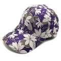 Detalle de gorra de béisbol morada con estampado de magnolia blanca y textura de sarga - M (56-58cm) / Base púrpura oscuro con magnolia blanca / Morado