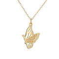 Détail du collier pendentif papillon plaqué or 18K avec zircons sur fond blanc épuré - Papillon Tout Zircone / Beige