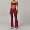 Ensemble yoga bordeaux pour femme avec haut à col carré et pantalon évasé taille en V - S / Haut Et Bas / Pantalon Long / Rouge Cerise
