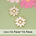 Élégant pendentif fleur plaqué or 18k avec zircons marquise, taille 16,9 mm - Style Marguerite Radiante d'Or (ME1811A)