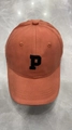 Classic cotton baseball cap in brick red featuring a black embroidered letter P detail - Kids (2-8 Years) / P Letter Orange