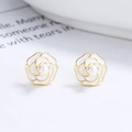 Orecchini a perno camelia retrò in argento 925 con perle bianche e bordi dorati - Argento 925 / Oro/Paio
