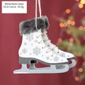 Décoration de Noël patin à glace blanc en bois avec motif flocon et bordure fourrure - Bottes Blanc Grisâtre / Paire / Blanc Cassé