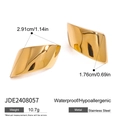 Detailed view of gold stainless steel geometric earrings showing size 2.91cm and weight - Gold