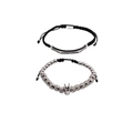 Dettaglio del set di bracciali con numeri romani, ciondolo a corona e cinturino nero - Set Da 2 Pezzi Argento Stile G