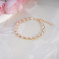 Elegante collana a catena dorata con ciondolo a cuore di perla bianca e catenina regolabile - Bracciale