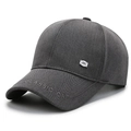 Casquette de baseball gris foncé classique avec broderie et plaque en métal sur le côté - Réglable / Gris