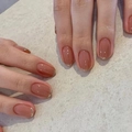 Unghie finte rosa nude effetto gel con punte francesi argento e forma ovale - Sfumatura Nude Pink alla Francese con Punta Argentata Corto Ovale (JP1951)