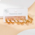 Set di tre paia di orecchini a cerchio in acciaio inossidabile dorato con forme a stella - Set di Cerchi Geometrici a Stella