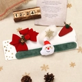 Coffret de bracelets à claquer et barrettes de Noël avec motifs Père Noël et renne - Ensemble Père Noël