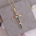 Collana placcata oro 18K con ciondolo a croce e zirconi multicolori vivaci - Croce di Pietra Rossa Blu Verde Trasparente Turchese (2#)