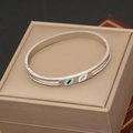Silbernes Titanstahl-Armband mit ovalem Emaille-Inlay und funkelnden Strass-Akzenten - Ovaler Emaille Strass Stil (4#)