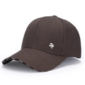 Klassische dunkelbraune Baseballkappe für Herren mit Metallemblem und Sport-Schirm - Kaffeebraun