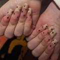 Unghie finte ballerina lunghe nude con stelle nere per un look moderno e alla moda - Stile motivo stella francese (JP1730)