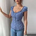 Haut cardigan rayé bleu élégant à manches courtes avec col en V et boutons - S / Bleu foncé