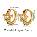 Dettaglio di orecchini a stella placcati oro 18K con zirconi colorati e dimensioni - Orecchini A Cerchio Con Stella In Zirconia Multicolore