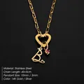 Goldene Edelstahlkette mit herzförmigem Verschluss und einem Buchstaben B Anhänger-Accessoire - Gold / Buchstabe B
