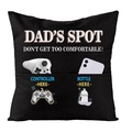 Detail der Kissenhülle aus Leinen mit Taschen für Fernbedienung und Flaschenhalter - Stil 8 (Schwarz-Dads Spot Controller)