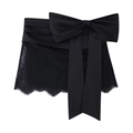Eleganter schwarzer Satin- und Spitzenrock mit großer Schleife und Wimpernspitzen-Saum - S / Shorts
