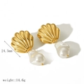 Detailed view of shell earrings with baroque pearls showing height 24.5mm and 14.6g weight - Baroque Pearl Shell Style (TE6902)