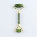 Donkergroene jade gezichtsroller met gouden frame op een witte achtergrond - Natuurlijke Jade / Dubbele Kop Jade Roller Smaragdgroen
