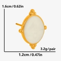 Dettaglio che mostra le dimensioni di 1,6 cm degli orecchini ovali placcati oro 18K - Oro-Bianco