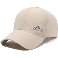 Beigefarbene atmungsaktive Outdoor-Baseballkappe mit Laserschnitt und seitlichem Logo - Khaki