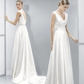 Elegant white satin wedding dress with V-neck sleeveless design and open back detail - US size 2 (S) / Ivory