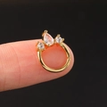 Anello al naso dorato con zirconi a goccia e tondi dal design minimalista elegante - Oro