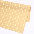 Détail du papier kraft avec motif d'arbre de Noël doré métallisé et finition premium - 50x70cm / Sapin de Noël Doré