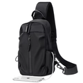 Bolso de pecho negro para hombre de nailon impermeable con puerto USB y correa - Negro