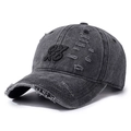 Gorra de béisbol vintage gris oscuro con bordado RS y detalles de rotos modernos - Ajustable / Negro (Bordado RS)