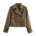 Korte dames trenchcoat met dubbele rij knopen in kaki met reverskraag en schouderbandjes - S / tan