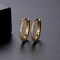 Pendientes de aro dorados con cristales micro-pavé brillantes y cierre seguro - Huggies de Circonita Pavimentada en Oro de 18K / Dorado