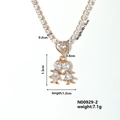 Détail du collier cœur doré avec deux pendentifs fille et mesures de taille - Style Cœur Deux Filles (N00929-2)