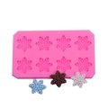 Molde de silicona rosa de 8 cavidades con copos de nieve y figuras terminadas - 1# (11x6.5x0.5cm) / Rosa