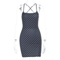 Detail der überkreuzten Rückenträger an einem schmalen schwarzen Polka-Dot-Minikleid - XS / Schwarz Weiß