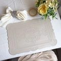 Tovaglietta rettangolare beige in ecopelle con elegante motivo a sbalzo per la tavola - Totem Goffrato Beige