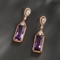 Pendientes de lujo en oro rosa con piedra rectangular púrpura y detalles de circón - Estilo A