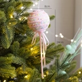 Roze kerstbal van schuim met kleurrijke glitters en een lang satijnen lint, 8cm - Macaron Ronde Lolly [Stijl E]