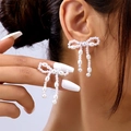 Eleganti orecchini pendenti con fiocco di perle bianche e nappe per donne - Perla con Fiocco Lungo (ER24Y0070)