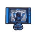 Kreative Emaille-Anstecknadel mit retro-blauem Fernseher, Geist und Nummer 42 - Xz9526