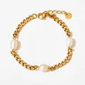 Golden stainless steel Cuban chain bracelet featuring three large white pearls - Gold